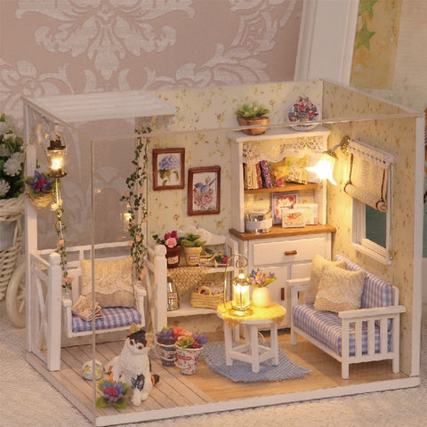 DIY Doll House